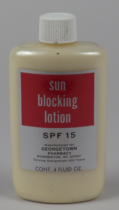 Georgetown Pharmacy Sunblocking Lotion SPF 15