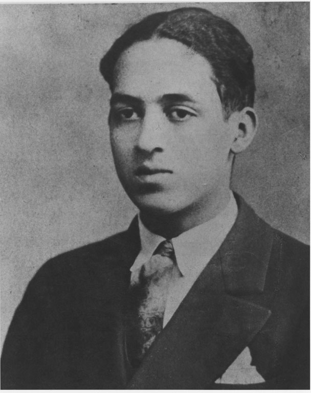 Photo of Thurgood Marshall as a young man 
